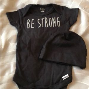 Onesie and Hat size 3-6 mos